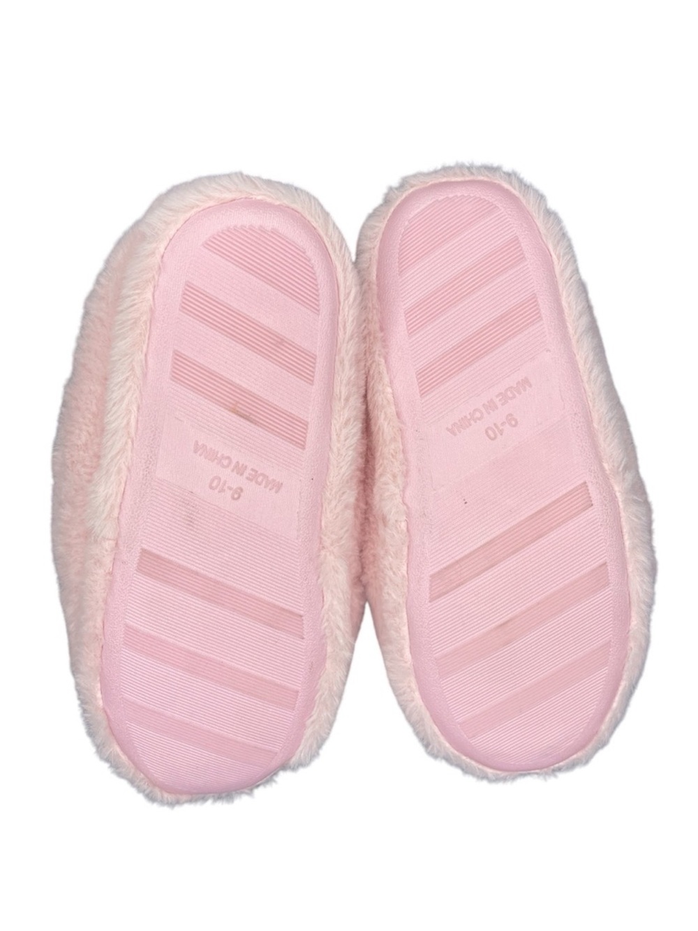 Sanrio Pink My Melody Plush Kids Slippers
Adorable Sanrio My Melody slippers - Picture 6 of 6